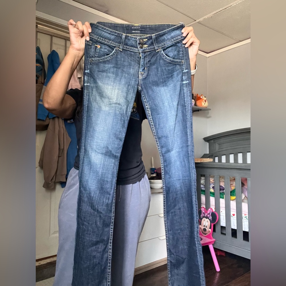 Woman’s Hudson Low Rise Jeans